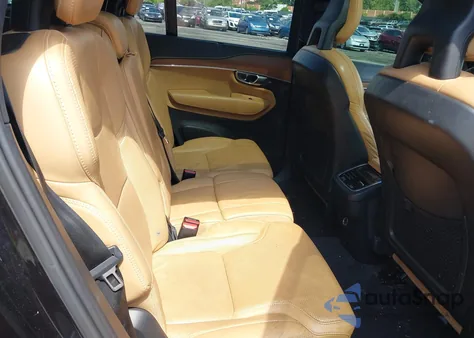 2017 Volvo Xc90 T6 Inscription z USA, uszkodzony, nr VIN YV4A22PL8H1112512